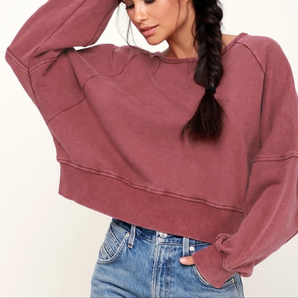 NWOT. Lulus Burgundy Backless Cropped Sweater Top.